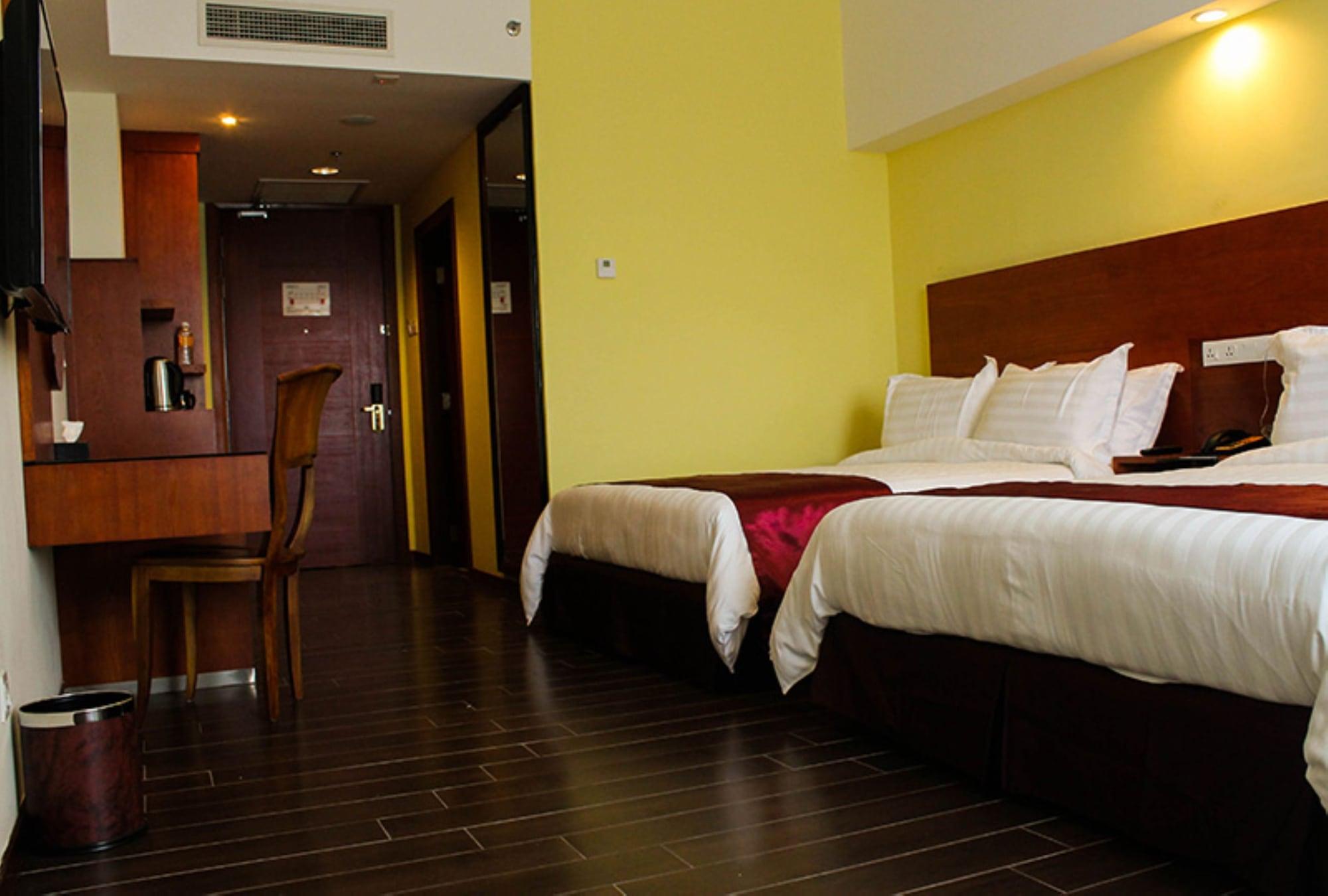 Palm Seremban Hotel Екстер'єр фото