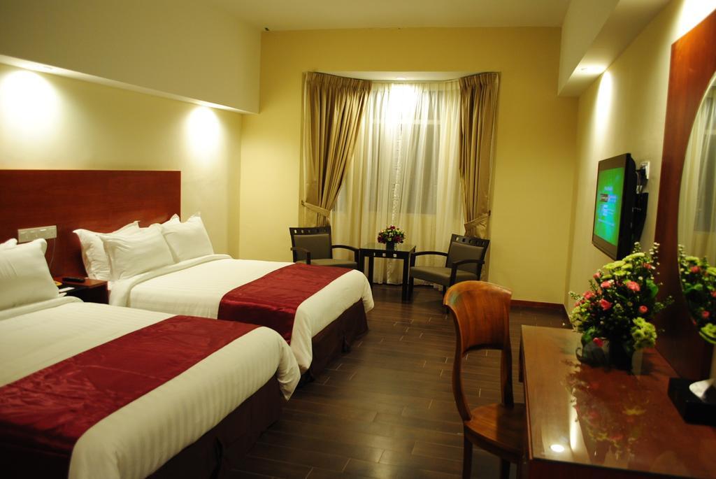 Palm Seremban Hotel Номер фото
