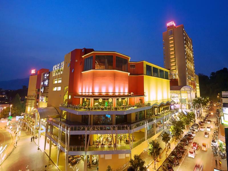 Palm Seremban Hotel Екстер'єр фото
